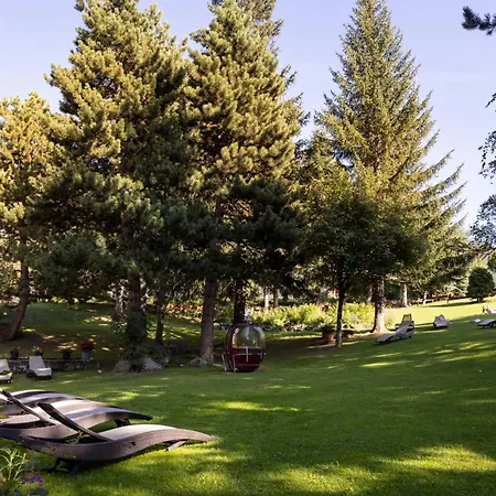 Hotel Mounier 4*