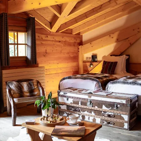 Mounier Hotel 4*