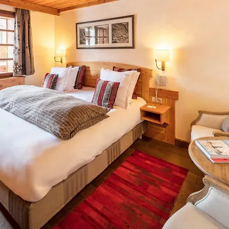 Hotel Mounier 4*