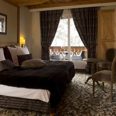 Hotel Mounier 4*