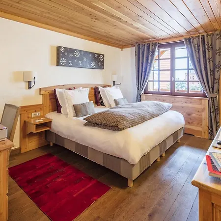 Hotel Mounier 4*